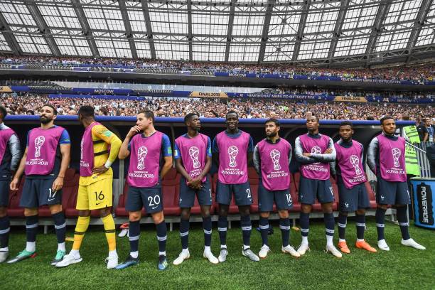 自从他受伤 自从他受伤