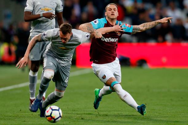 不仅如此 不仅如此